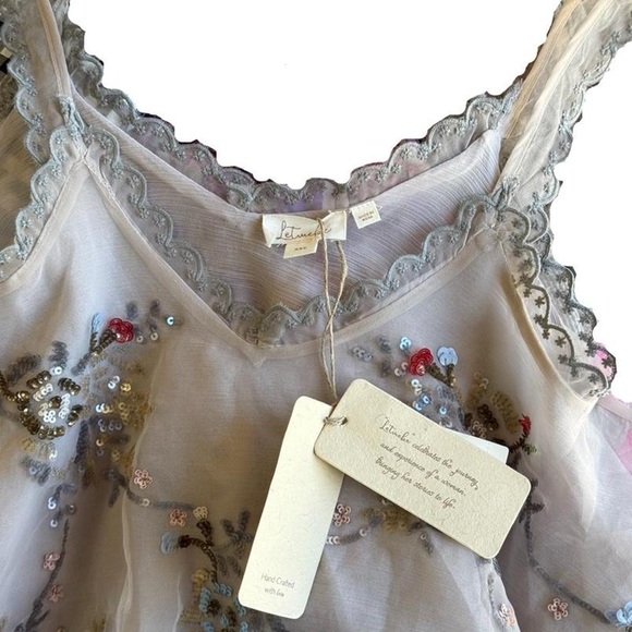 Anthropologie ‘Let Me Be Embellished’ Hanky Hem Floral Lace Sequins Blouse- S/M - Picture 6 of 8